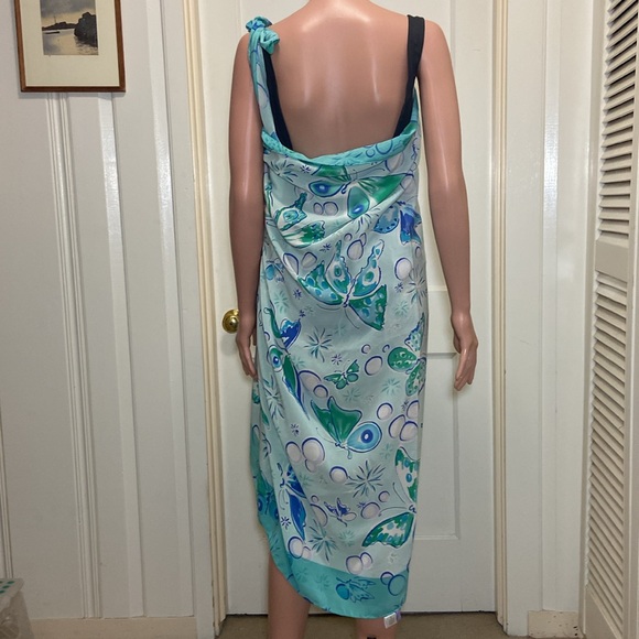 100% Silk Lotty B. Mustique Sarong Scarf - Picture 5 of 16